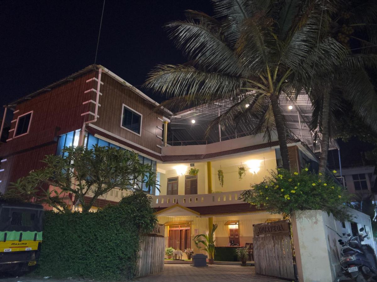 Vedha Ayurvedic Panchakarma Treatment Centre Ξενοδοχείο Alappuzha Εξωτερικό φωτογραφία
