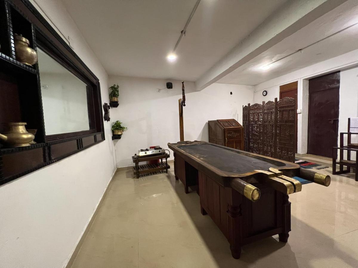 Vedha Ayurvedic Panchakarma Treatment Centre Ξενοδοχείο Alappuzha Εξωτερικό φωτογραφία